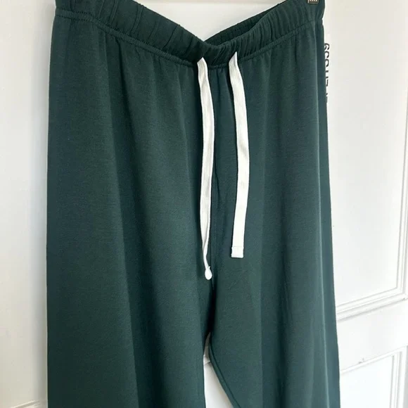 Splits59 Andie Drawstring Sweatpants Military Green New with tags size medium - Picture 3 of 9